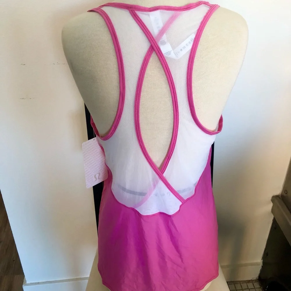 Lululemon workout top - Picture 3 of 6